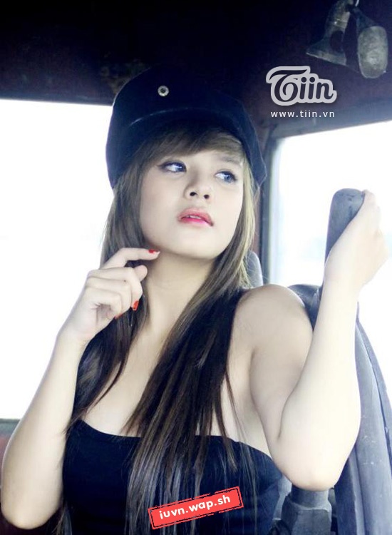 Hot girl gợi cảm ước ao trở thành lập trình viên