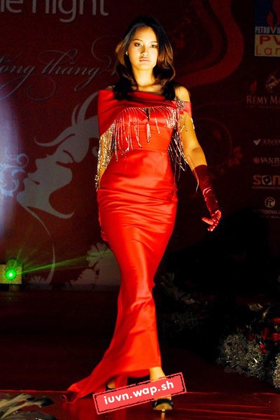 Hương Giang đoạt Á hậu 2 Hoa hậu VN toàn cầu