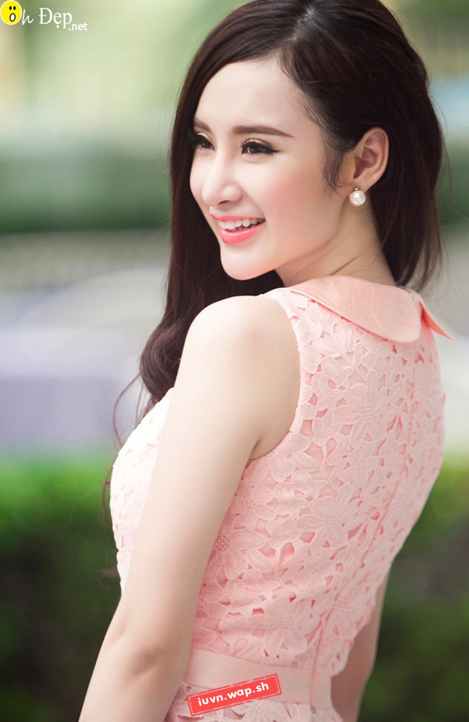 Angela Phương Trinh tung loạt ảnh xinh như thiên thần