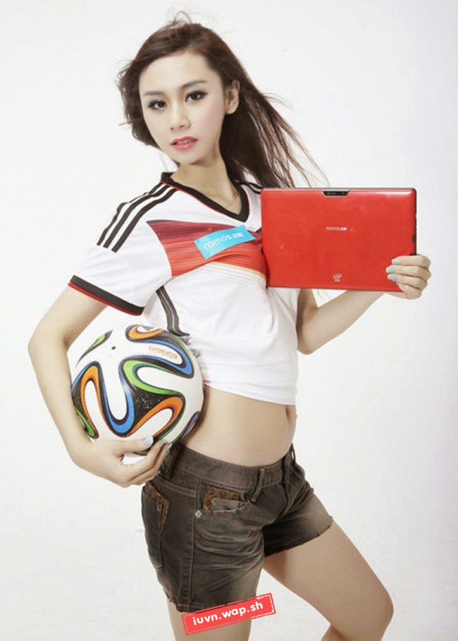 Đội hình công nghệ sexy chào World Cup 2014