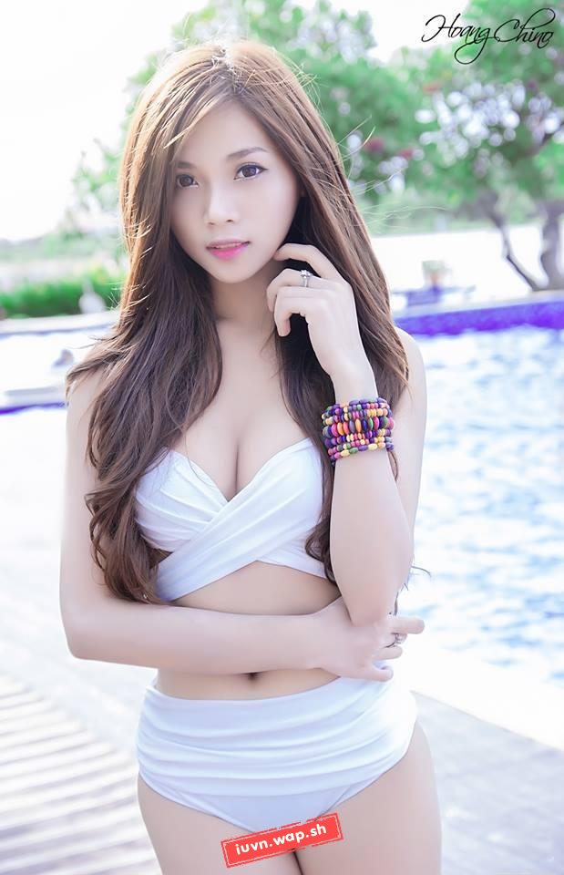 Girl xinh trắng nõn nà nhìn là phê ngay