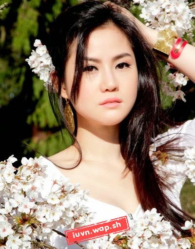 Vẻ ngọt ngào của Hoa hậu phu nhân toàn cầu